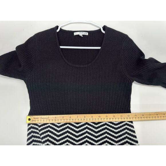 Studio One Womens Dress Size Medium Black Chevron Knit - Picture 9 of 12